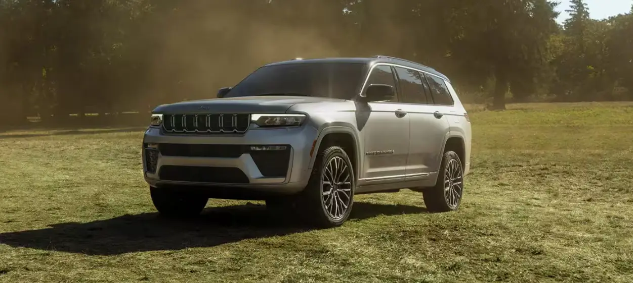 Brains, Brawn, and a Badge: The 2026 Grand Cherokee Rewrites the Jeep Playbook